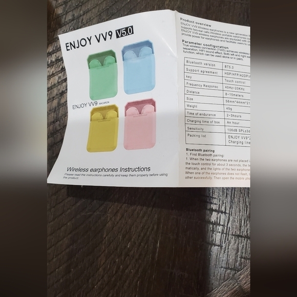 Sweet Shop Wireless Ear Buds +Charging Case - Picture 13 of 14